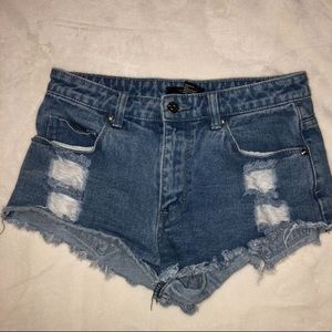 Jean ripped shorts